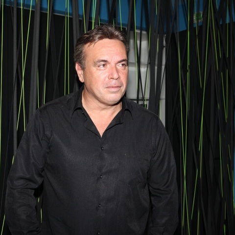 Μανώλης Λιδάκης