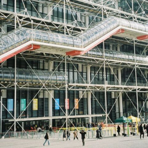 Γαλλία: Το Κέντρο Πομπιντού στο Παρίσι θα κλείσει για πέντε χρόνια για εργασίες ανακαίνισης - Δέχεται περίπου τέσσερα εκατομμύρια επισκέπτες κάθε χρόνο