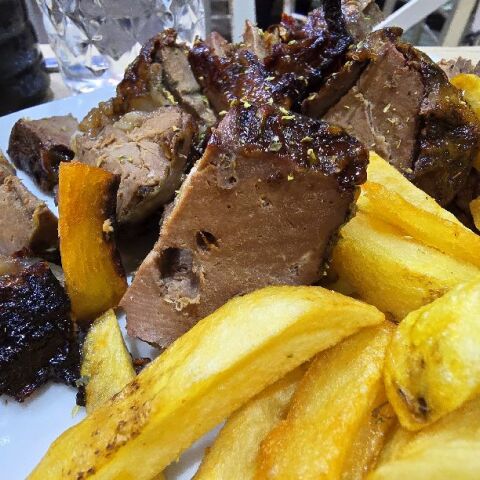 Οι λαχταριστές σούβλες του Μπάρμπα Θωμά