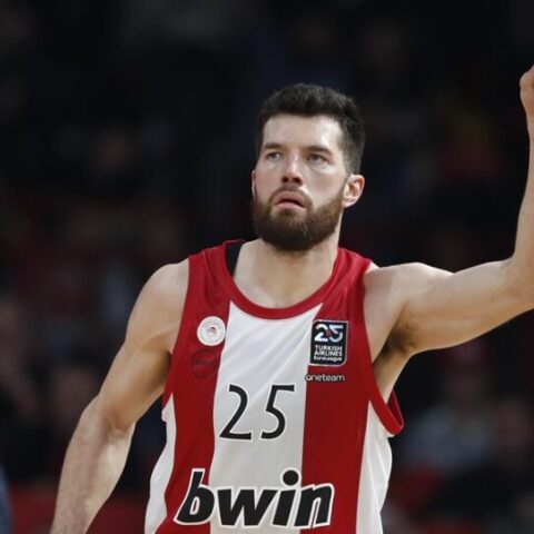 Ολυμπιακός-Παρτιζάν 82-70: Γιόρτασε στο «Σ.Ε.Φ.» και βάφει… «κόκκινη» την κορυφή