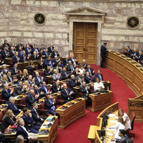 Ο μόνος τρόπος να νικήσεις το ψέμα είναι η αλήθεια. Do it!