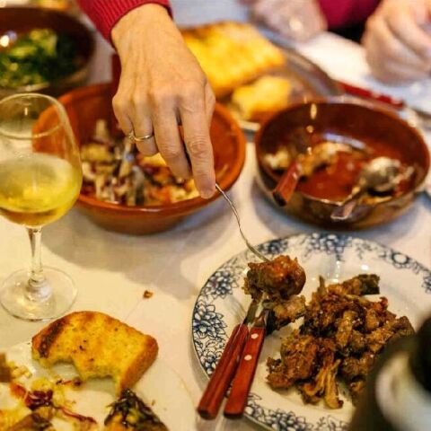 11 στέκια για φαγητό μετά το γραφείο