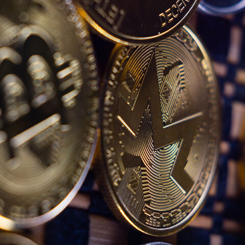 Κρυπτονομίσματα: H κρυπτογράφηση, τα παράλληλα νομίσματα και οι… παραξενιές τους