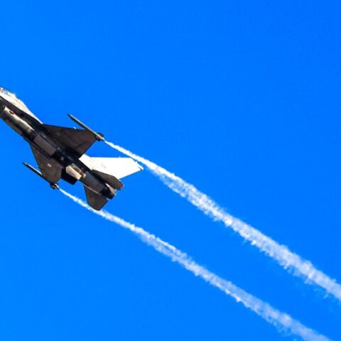 Πτήσεις μαχητικών αεροσκαφών σήμερα στον ουρανό της Αττικής