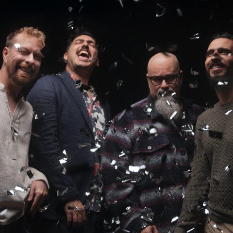 King Garcia: Hamelin όπως progressive rock με κλαρίνο, γκάιντα και καβάλ