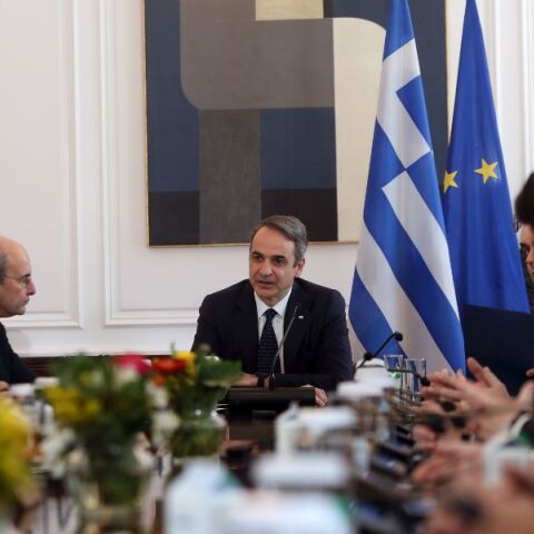 Κυριάκος Μητσοτάκης στην πρώτη συνεδρίαση του νέου υπουργικού συμβουλίου μετά τον ανασχηματισμό: Οι δεσμεύσεις να γίνονται ορατό έργο στα μάτια των πολιτών