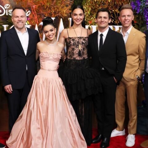 Χιονάτη: Γκαλ Γκαντότ και Ρέιτσελ Ζέγκλερ ποζάρουν μαζί στην πρεμιέρα της live-action ταινίας της Disney παρά τις φήμες για ένταση ανάμεσα στις πρωταγωνίστριες