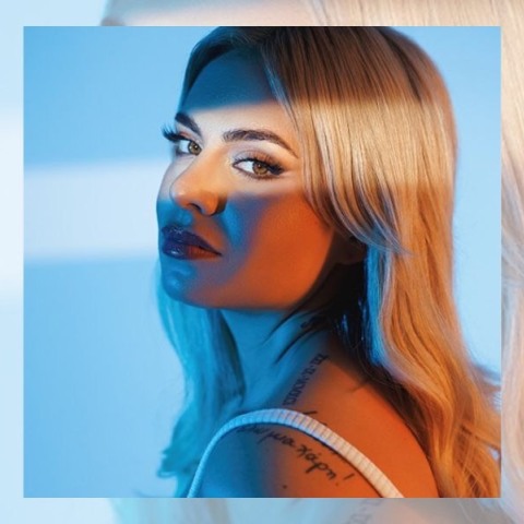 Tι μουσική ακούει η Αγγελική Μανουσάκη