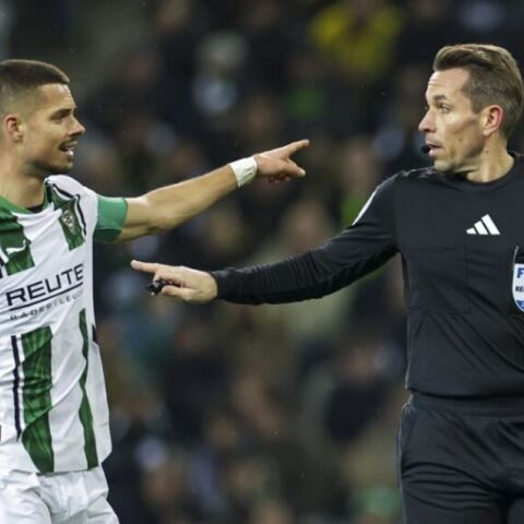 Εθνική Ελλάδας: Ο διαιτητής της αναμέτρησης με την Σκωτία - Ποιος θα σφυρίξει το σπουδαίο παιχνίδι της «γαλανόλευκης»