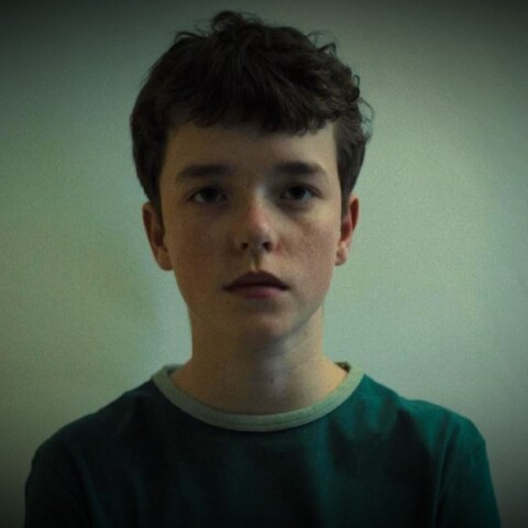 Πώς το Adolescence έφερε την τοξική αρρενωπότητα στην πολιτική συζήτηση της Αγγλίας - Η σειρά φαινόμενο του Netflix έγινε πεδίο συζήτησης και στο κοινοβούλιο της χώρας