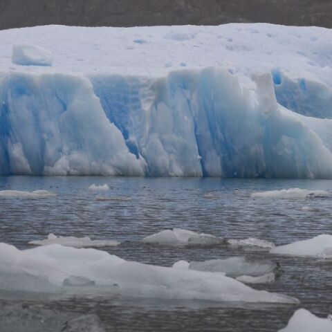 Κλιματική αλλαγή: Κίνδυνος για την τροφή και το νερό 2 δισεκατομμυρίων ανθρώπων λόγω του λιωσίματος των παγετώνων, προειδοποιεί ο ΟΗΕ