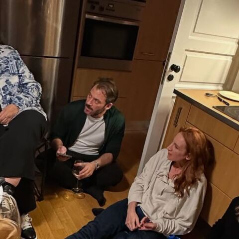 Maestro: Εικόνες από το reunion των ηθοποιών στο σπίτι του Παπακαλιάτη