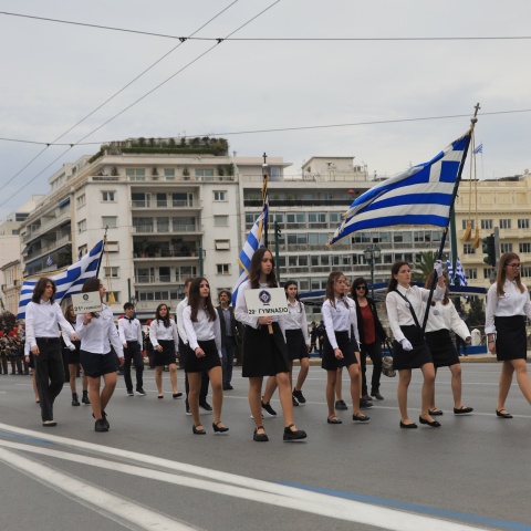 25η Μαρτίου: 25 εικόνες από τη μεγάλη μαθητική παρέλαση στην Αθήνα