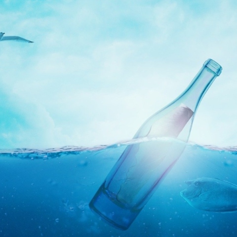 Κάπως μακάβριο αυτό το μήνυμα στο μπουκάλι 