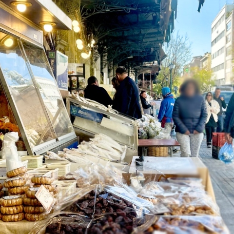 Μια βόλτα στη Βαρβάκειο: Παράδοση, γεύση και ιστορία