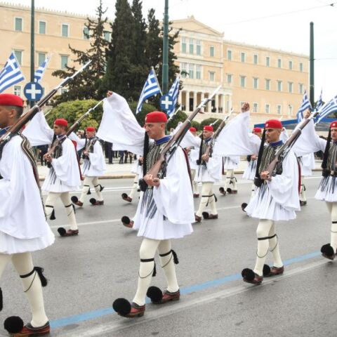 25 εικόνες από τη μεγάλη στρατιωτική παρέλαση της 25ης Μαρτίου στην Αθήνα