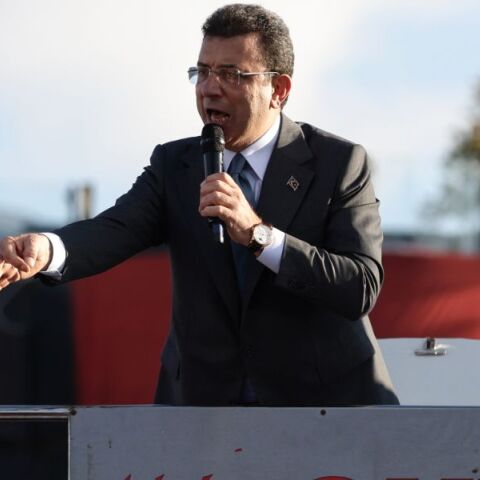 Τουρκία: Συνελήφθη και ο δικηγόρος του Εκρέμ Ιμάμογλου