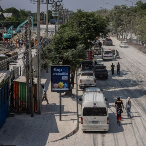 Μιανμάρ: Πανικός και φόβοι για πολλούς νεκρούς μετά τον σεισμό των 7,7 Ρίχτερ 