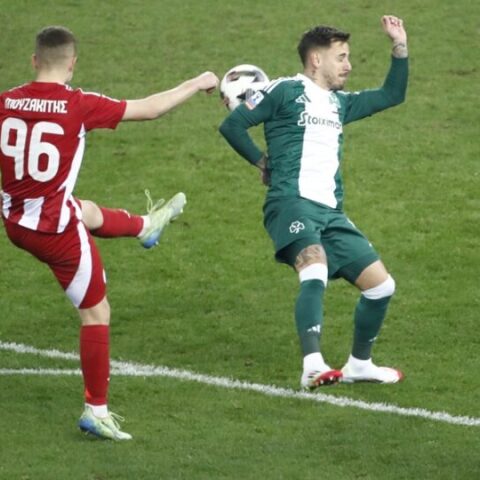 Super League: Αρχίζουν τα ντέρμπι με φόντο τον τίτλο και τα ευρωπαϊκά εισιτήρια