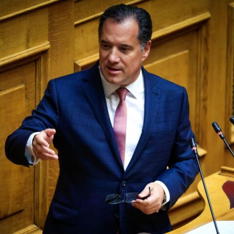 Γεωργιάδης: Με νομοθετική πρωτοβουλία θα ανοίξει η δυνατότητα πρόσληψης πληρωμάτων ασθενοφόρων