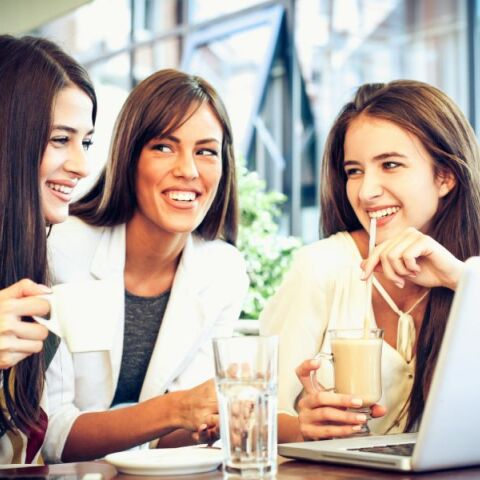 Youth Pass: Ξεπέρασαν τις 10.000 οι αιτήσεις μέσα σε λίγες ώρες