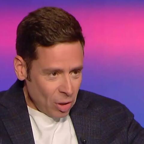 Σαρακατσάνης: Ο πρωθυπουργός έχει χιούμορ, με έκανε να αισθανθώ άνετα αλλά έφαγα πολύ βρισίδι για τη συνέντευξη