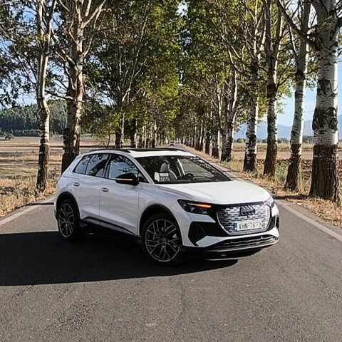 Ταξιδεύουμε «ηλεκτρικά» σε βουνά και θάλασσες με το νέο Audi Q4 e-tron των 286 ίππων