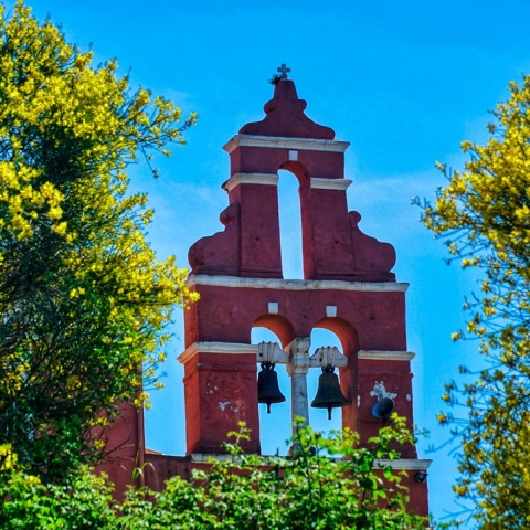 Καμπαναριό εκκλησίας