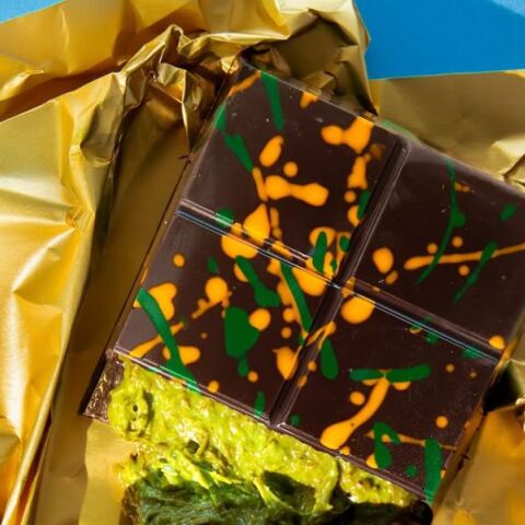 Η σοκολάτα του Ντουμπάι έχει ένα συστατικό - έκπληξη που προέρχεται από τον Μεσαίωνα