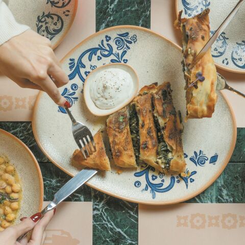 29 στέκια γύρω από την Ακρόπολη για ωραίες ανοιξιάτικες βόλτες