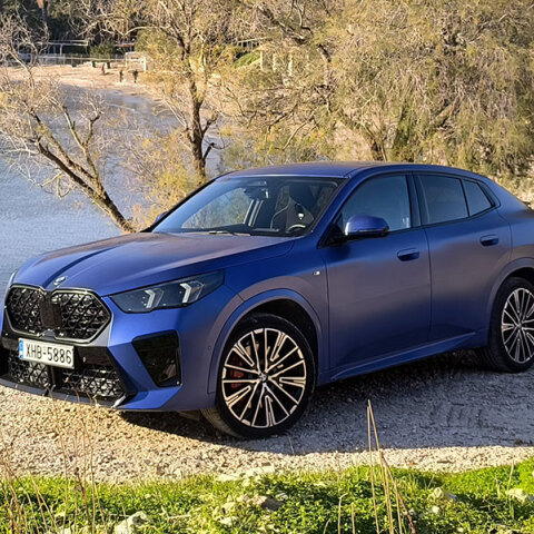 BMW X2: Το αυτοκίνητο που αλλάζει τα δεδομένα στην premium compact κατηγορία