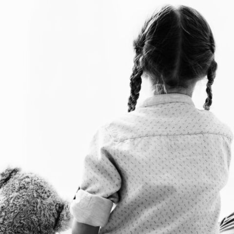 Μύθοι και αλήθειες γύρω από την κακοποίηση ενός παιδιού - Μαρτυρίες σοκ στο Σωματείο ΕΛΙΖΑ