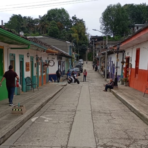 Κολομβία 2: Μεδεγίν και νοτιότερα