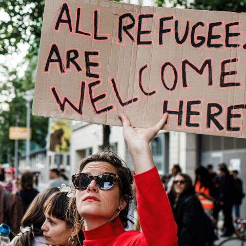 Γερμανία: Περιορισμό των αιτούντων άσυλο σε κάτω των 100.000 ετησίως προανήγγειλε ο αρχηγός του Χριστιανοδημοκρατικού Κόμματος, Φρίντριχ Μερτς 