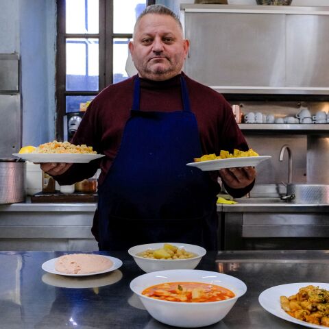 Στο εστιατόριο του Αγίου Όρους