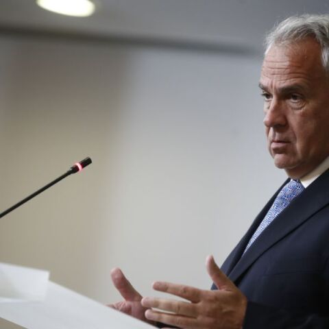 Βορίδης: Σε κράτηση οι παράνομοι μετανάστες για να απομακρυνθούν