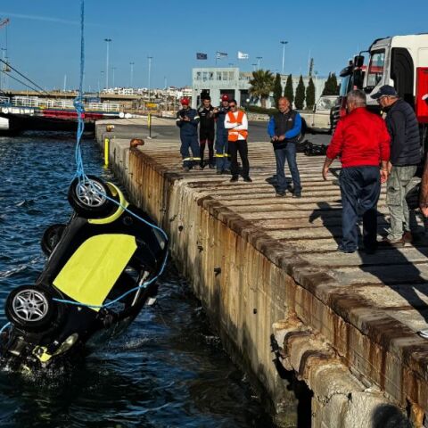 Τραγωδία στο λιμάνι Ηρακλείου: Αυτοκίνητο έπεσε στη θάλασσα - Νεκρός ο οδηγός 