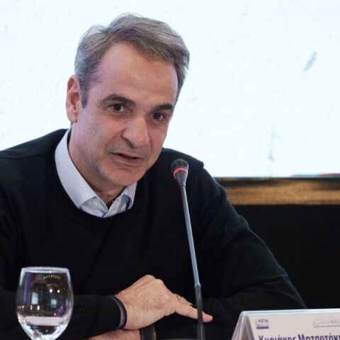 Μήνυμα Μητσοτάκη για το Πάσχα: Με αυτοπεποίθηση και ενότητα μπορούμε να ξεπεράσουμε τις δυσκολίες