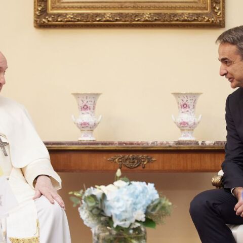 Κυριάκος Μητσοτάκης για τον θάνατο του Πάπα Φραγκίσκου: Οι πιστοί της Ρωμαιοκαθολικής Εκκλησίας θρηνούν την απώλεια του θρησκευτικού ηγέτη τους 