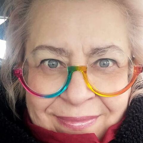 Ρωσία: Η δημοσιογράφος Αικατερίνα Μπαραμπάς διέφυγε από τον κατ’ οίκον περιορισμό και καταζητείται - Μετά από κατηγορίες για κριτική της εισβολής στην Ουκρανία.