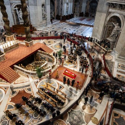 Γιατί ο Πάπας Φραγκίσκος δεν θα ταφεί στο Βατικανό