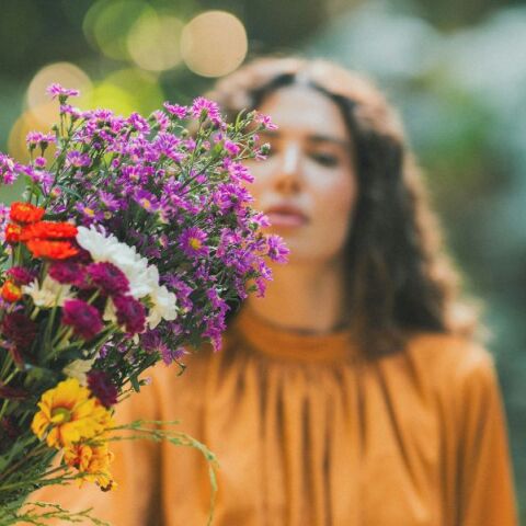 Ποιοι γιορτάζουν σήμερα 27 Απριλίου 2025; Το εορτολόγιο της Athens Voice σου τους θυμίζει. Μην ξεχάσεις να τους δώσεις τις ευχές σου!