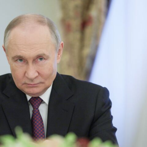 Τι προσπαθεί να πετύχει ο Πούτιν με τη νέα κατάπαυση του πυρός στην Ουκρανία