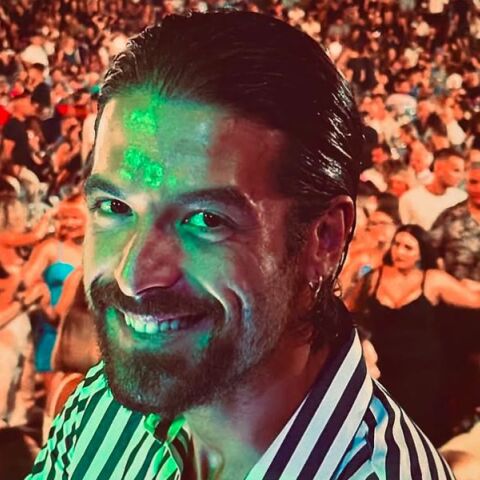 Άρης Μουγκοπέτρος: Ανησυχία για το δεξί μάτι του μουσικού - Στο 10% η όρασή του