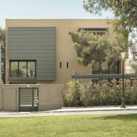 Τρεις κατοικίες στους Θρακομακεδόνες, 2024