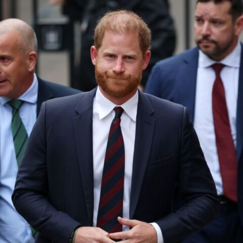 Ο πρίγκιπας Χάρι έχασε τη νομική προσφυγή για πλήρη αστυνομική προστασία στο Ηνωμένο Βασίλειο - Θα λαμβάνει «προσαρμοσμένη» φύλαξη υπό προϋποθέσεις.