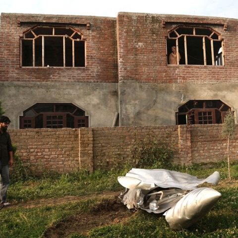 Εικόνα μετά την επίθεση στο Κασμίρ