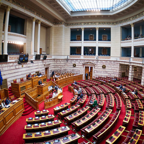 Υπάρχει χώρος για ένα νέο κόμμα του κέντρου;