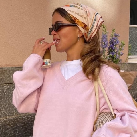 5 αξεσουάρ για τα μαλλιά που θα φέρουν την ηλιόλουστη διάθεση στο στυλ σου