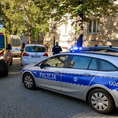 Γυναίκα σκοτώθηκε με τσεκούρι στο Πανεπιστήμιο Βαρσοβίας - Τραυματίας φρουρός, συνελήφθη φοιτητής - Ημέρα πένθους, ακυρώθηκε φεστιβάλ.